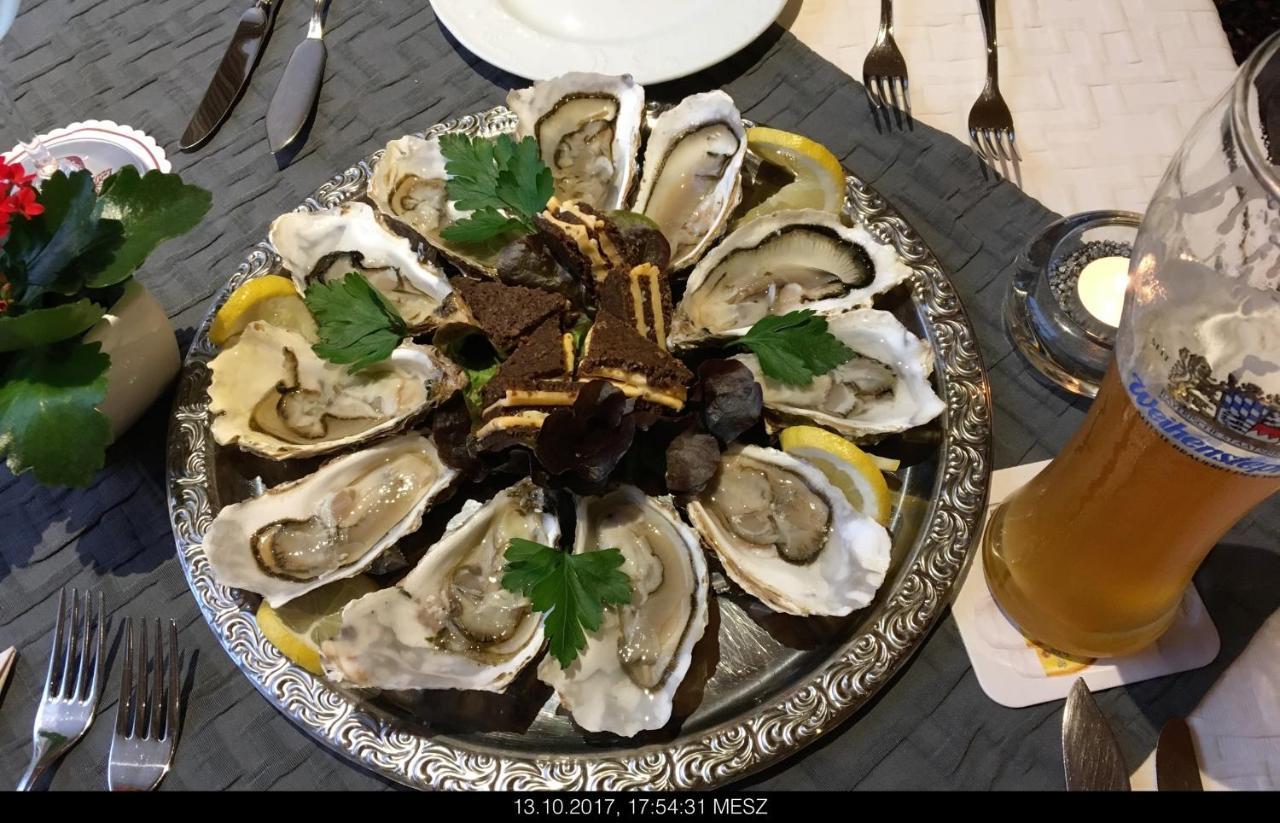 Gasthaus Knudsen Utersum Ngoại thất bức ảnh